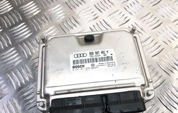 Audi A6 S6 C5 4B Engine control unit/module 8E0907401M 0281011255