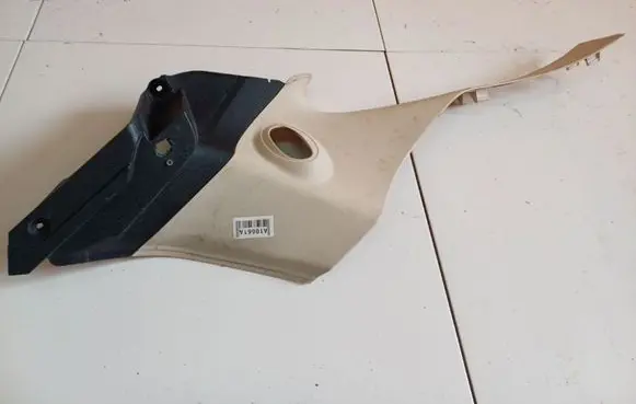 Ford Ka (D) pillar trim (bottom) ST4736