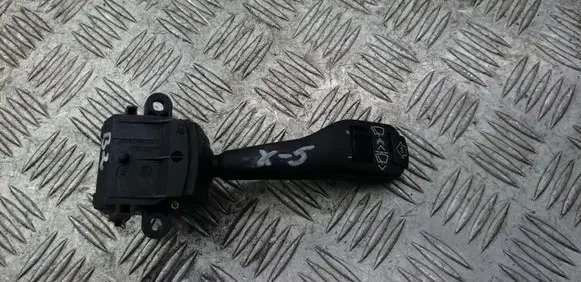 BMW 5 E39 Wiper control stalk 8375408