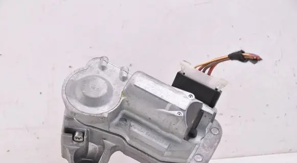 Mercedes-Benz Vito Viano W639 Steering wheel lock A0375456132