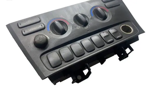 Volvo V70 Climate control unit 9452367 7923 00W29E