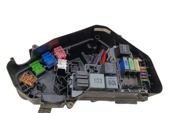 Volkswagen Touareg I Fuse module 7L6971072AP