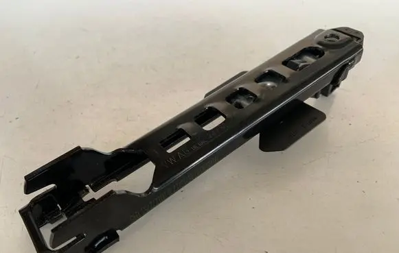 Audi Q5 SQ5 Seat belt height adjuster 8K0857833C
