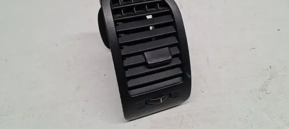Volkswagen Polo III 6N 6N2 6NF Dashboard side air vent grill/cover trim 6X1819704A