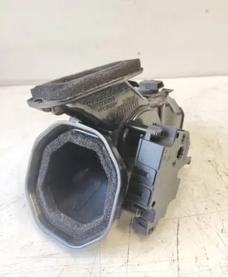 Mercedes-Benz C AMG W205 Cabin air duct channel A2058300100 16732893