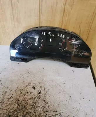 Audi A8 S8 D2 4D Speedometer (instrument cluster) 88311263