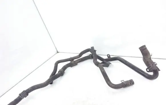 Skoda Octavia Mk2 (1Z) Engine coolant pipe/hose 5N0121065
