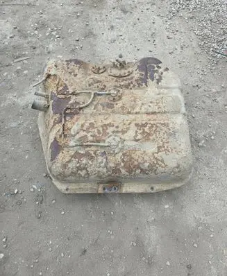 Mitsubishi Pajero Fuel tank 
