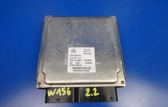 Mercedes-Benz GLA W156 Engine control unit/module A6519003001 28392035 A6519011701