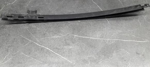Opel Vectra C Door glass rail 