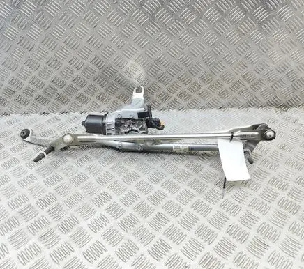 BMW X2 F39 Front wiper linkage and motor 7429702