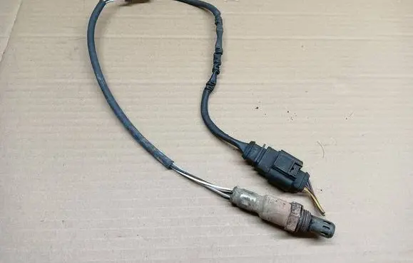 Volkswagen Up Lambda probe sensor 04C906262D