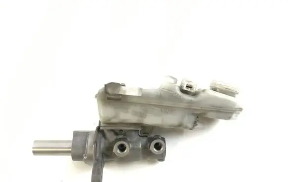 Toyota Verso Master brake cylinder 204Y2445 18612 0204255239