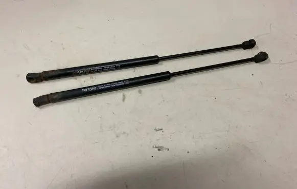 Mini One - Cooper R50 - 53 Tailgate/trunk strut/damper 502132 190E30