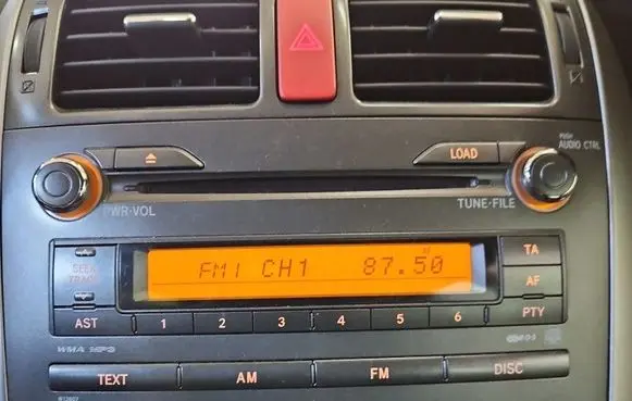 Toyota Auris 150 Radio/CD/DVD/GPS head unit 86120-02570 IMPRK1519833