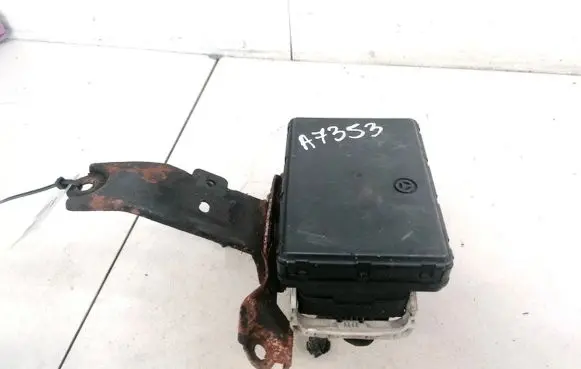 Toyota Avensis Verso ABS Pump 4451044050 44510-44050