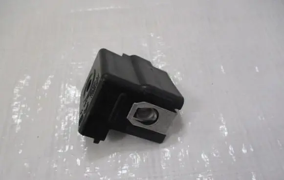 Citroen C3 Aircross Headlight/headlamp mounting bracket YQ00186680
