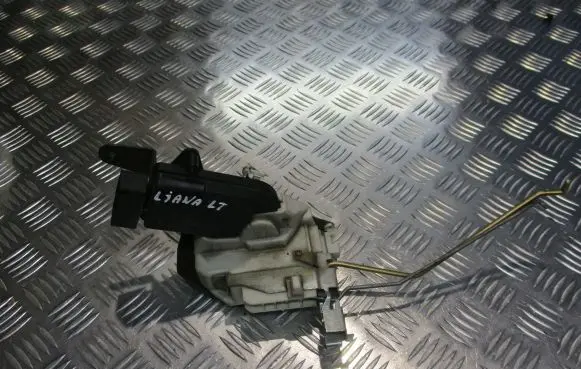 Suzuki Liana Rear door lock