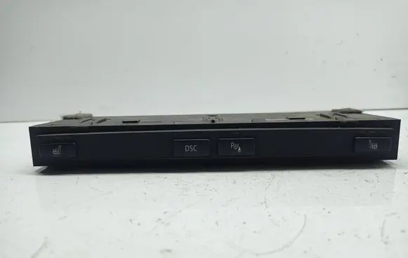 BMW 5 E60 E61 Seat heating switch 6949452