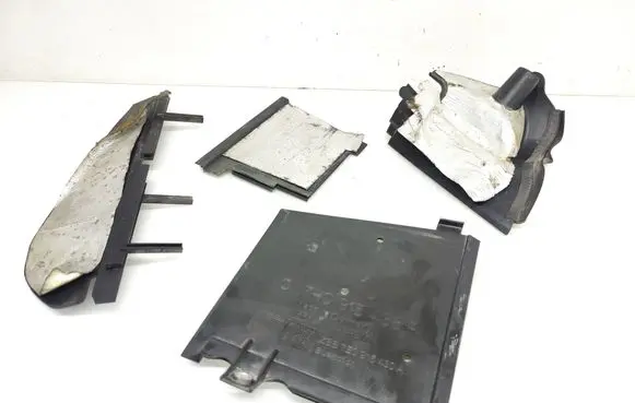 Volkswagen Transporter - Caravelle T5 Battery tray heat shield 7H0915438A 7H0915437 7E0915435A