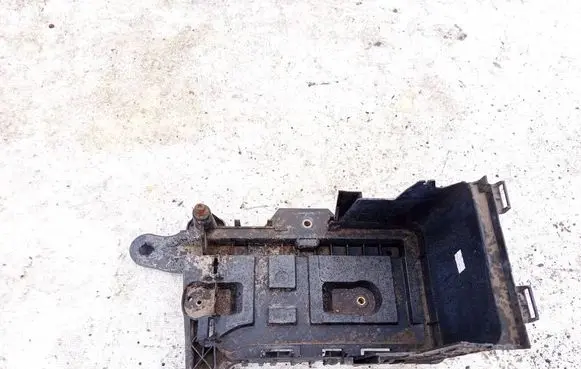 Volkswagen PASSAT B7 Battery box tray cover/lid 1k0915325b