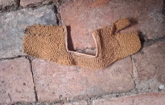 Mercedes-Benz W123 Interior carpet 