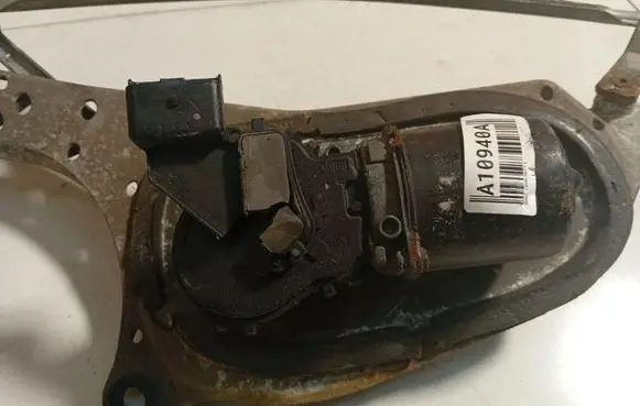 Renault Laguna II Wiper motor 