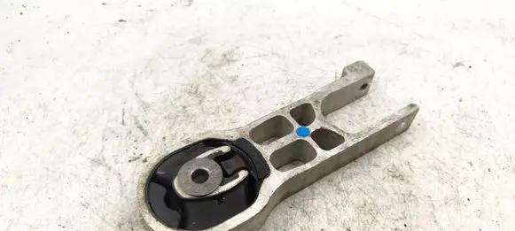 Opel Corsa F Engine mount bracket 9826527880