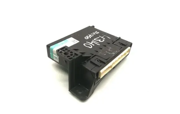 Toyota RAV 4 (XA30) Comfort/convenience module 88650-42230 177600-2673