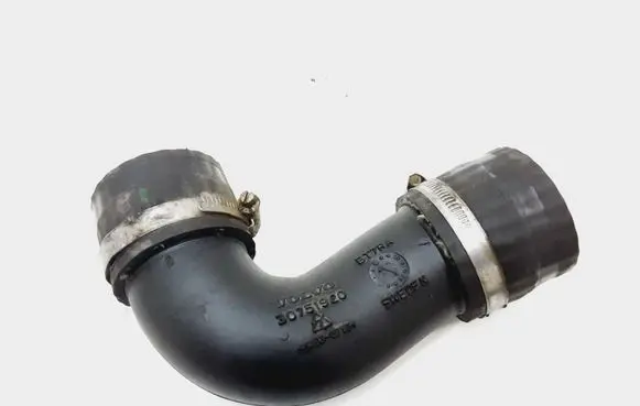 Volvo C30 Intercooler hose/pipe 30751920