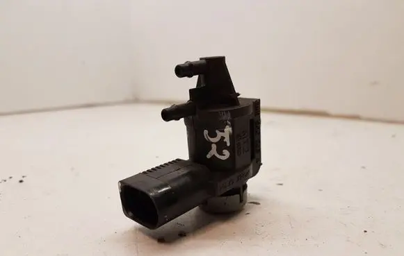 Audi A6 S6 C7 4G Vacuum valve 1K0906283A