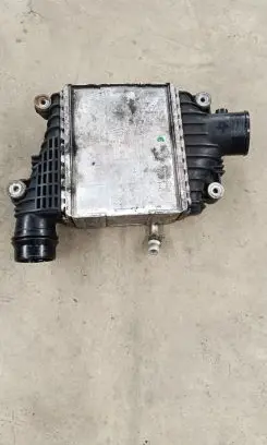 Jaguar XE Intercooler radiator GX736K775AB