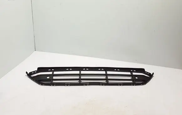 Volvo XC90 Front bumper lower grill 31663497