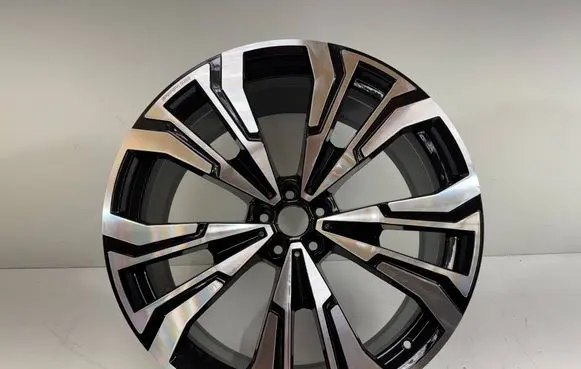 BMW X7 G07 R23 light alloy rim