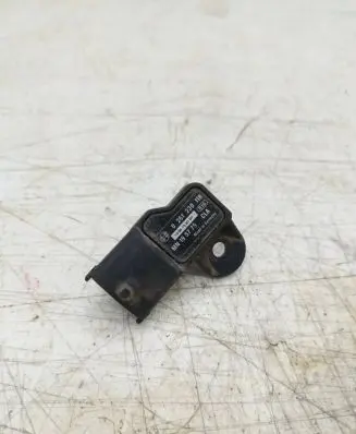 Mitsubishi Colt Air pressure sensor Mn195775 0261230118 195775