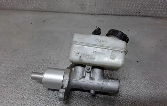Mercedes-Benz A W169 Master brake cylinder A1694300202