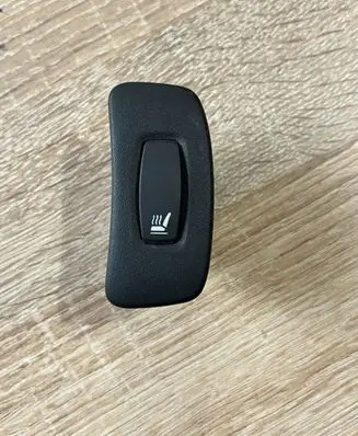 Renault Clio IV Seat heating switch braknumeruczci
