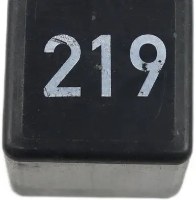 Volkswagen PASSAT B5 Glow plug pre-heat relay 443951253AA 899574000