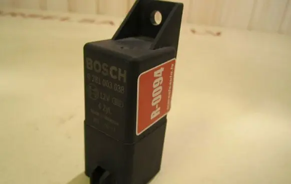 Volkswagen Golf VI Other relay 038907281D