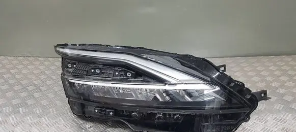 Nissan Qashqai J12 Headlight/headlamp 1008D02J