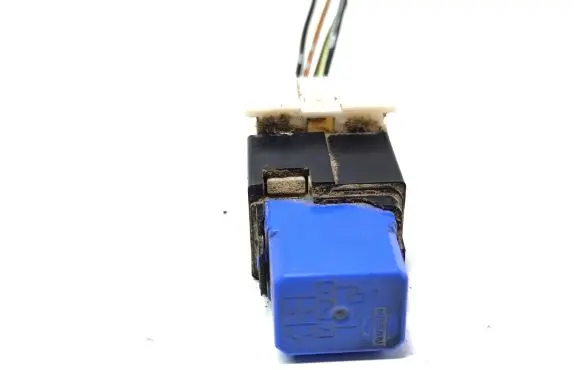Nissan X-Trail T30 Other relay 2523079945