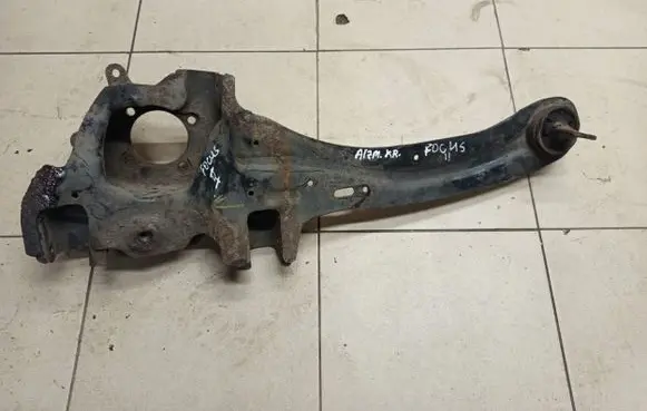 Ford Focus Rear wheel hub spindle/knuckle 