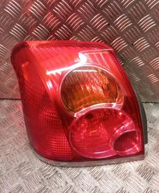 Toyota Avensis T250 Rear/tail lights
