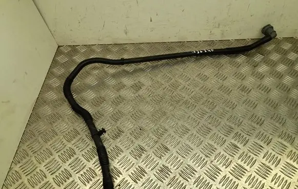 KIA EV6 Engine coolant pipe/hose 690