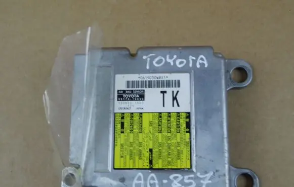 Lexus NX Airbag control unit/module 8917078040