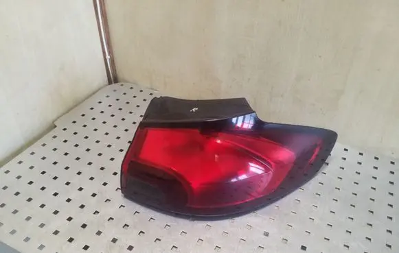 Opel Zafira C Rear/tail lights 13278785AAJ 428448700