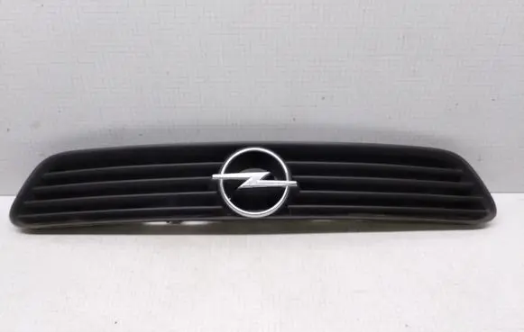 Opel Astra G Front bumper upper radiator grill 90588120