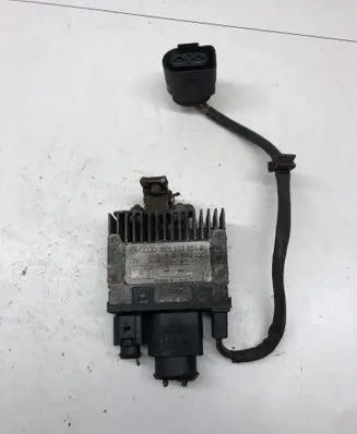Audi A4 S4 B7 8E 8H Coolant fan relay 8E0959501P 898092000