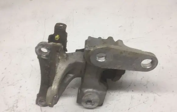 Honda Civic Engine mount bracket 52SMJ 50SMJ
