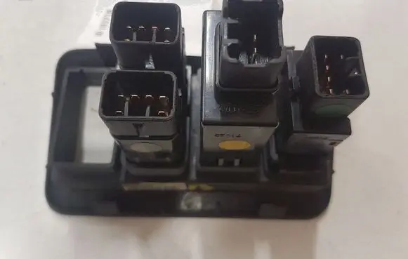 Hyundai Santa Fe A set of switches 201003963